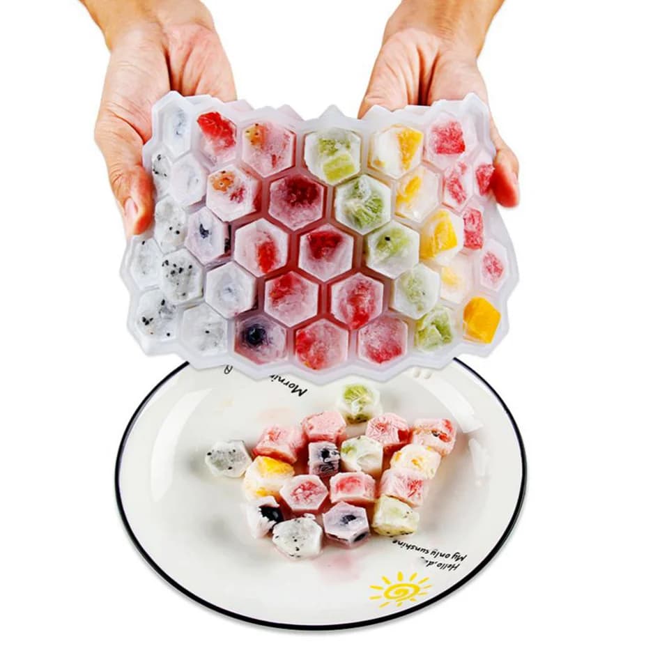 37-rácsos méhsejtmintás jégkockatartó fedéllel